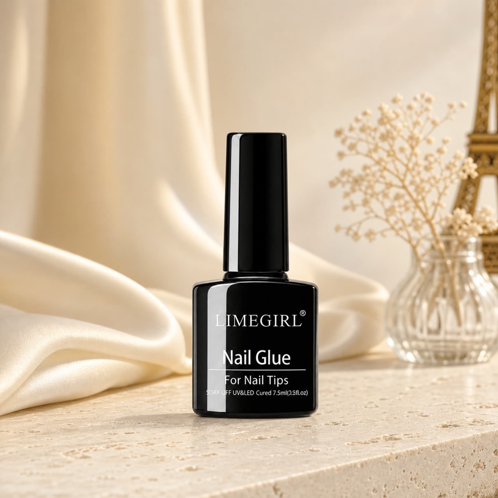 Black Colle Pinceau brush-on nail glue offered with qualifying Lunara orders